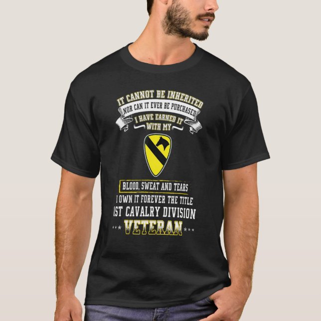 För första dagen i veterandagen för kavalleridivis t shirt (Framsida)