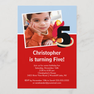 För foto för brandmanpojke lite femte inbjudningar