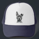 För groptjur för grå färg Stalky teckning för hund Truckerkeps<br><div class="desc">Detta är ett porträtt av en hund för grå färggroptjur med vit på hans bröstkorg. Det har en att gå i ax anseende. Han har en regal look på hans ansikte. Han är på en klumpig sida och har ett stort och muskulöst ansikte. Detta skissades med ritar och färgade därefter...</div>