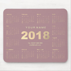 För guldnamn för kalender 2018 Mauve rosa kontakt Musmatta