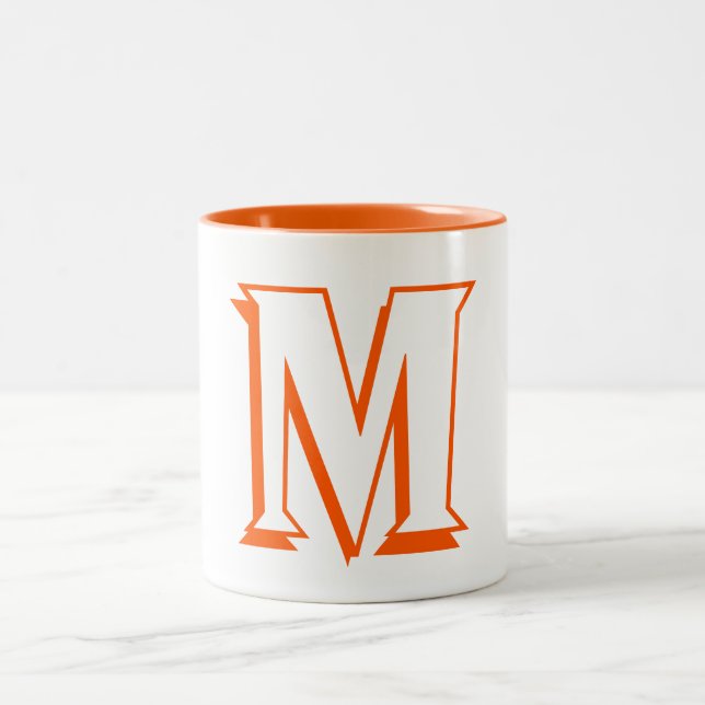 För kaffeTea för beställnings- orange Monogram Två-Tonad Mugg (Center)