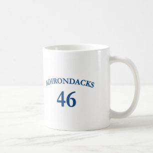 För klassikervit för Adirondacks 46 mugg