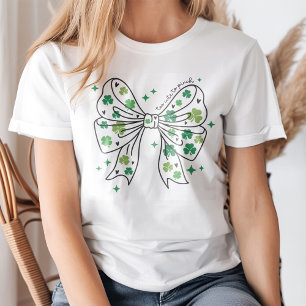 "För kute" Vintage Bow med Shamrocks T Shirt
