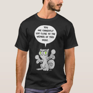 För nära skumma ekorren t shirt