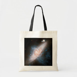 För överlappningsgalax för två spiral galaxer tygkasse