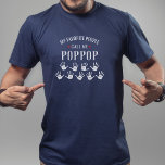 För Poppop med Barnbarn Namn Personlig T Shirt<br><div class="desc">Visa kärlek för ditt favoritfolk/barnbarn med den här snygga skjortan! Byt namn från PopPop till Grandpa, Gramps, Pops eller spelar ingen roll som barnbarn kallar dig - lägg sedan till deras namn i handavtrycken nedan. Det finns för närvarande nio handavtryck och namn, men om du har färre barnbarn tar du...</div>