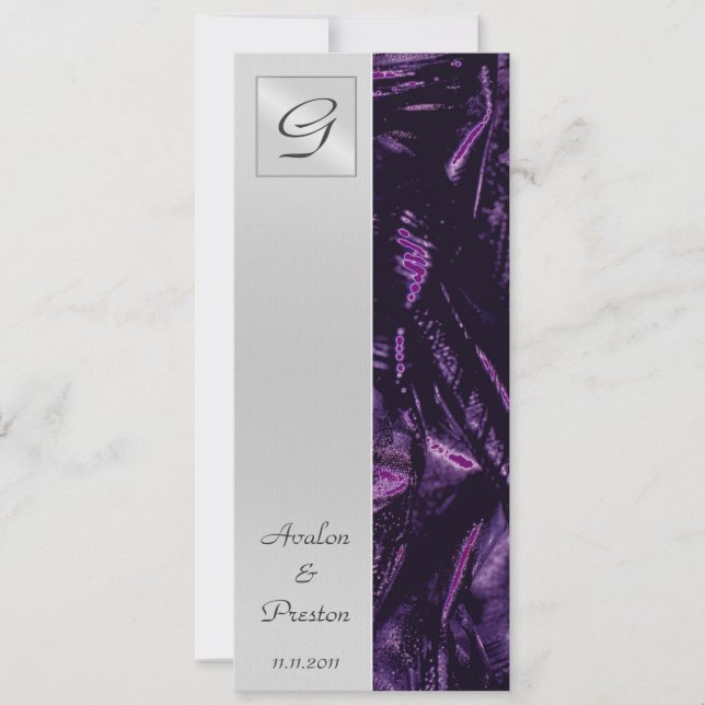 För silkebröllopsprogram för Monogram purpurfärgad Inbjudningar (Framsida)