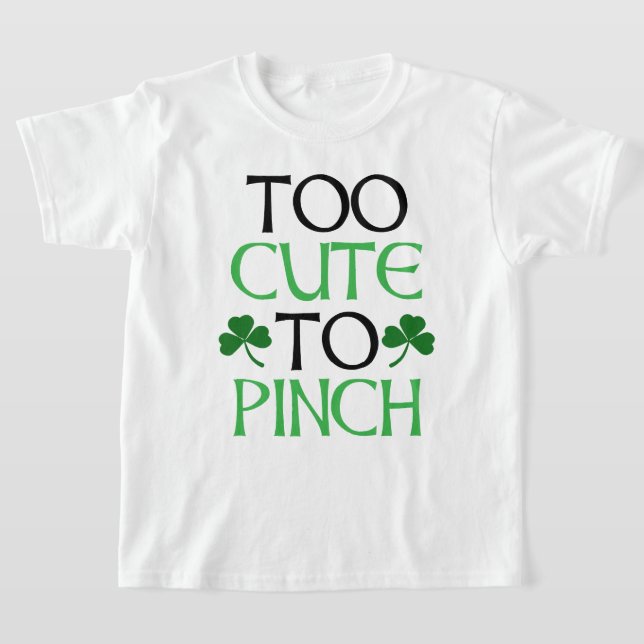 För slö för att nypa St. Patrick-Day T-shirt (Laydown)