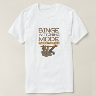 För Slothcitationstecken för supfest hållande T Shirt