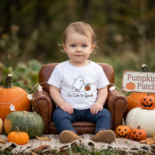 För söt för att skrämma minimalistisk spökhallowee t shirt