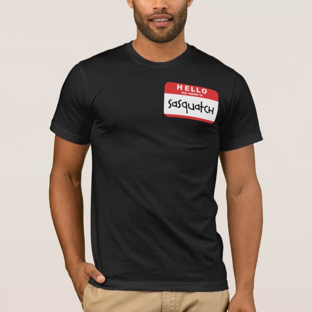 För t-skjorta för Sasquatch namnemblem parodi stor Tee Shirt (Framsida)