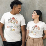 Föräldrare av födelsedagsflickan t shirt<br><div class="desc">Cute barnyard-föräldrafödelsedag t-shirt med betesmarkör boskap,  inklusive en ko,  get,  gris,  får,  åsna,  häst,  kanin,  anka och tupp,  och talesättet "födelsedagsflickans förälder".</div>