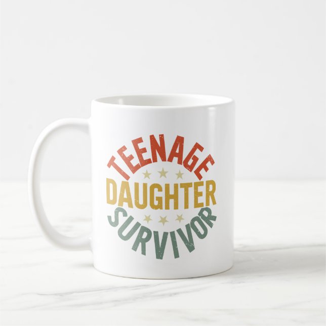 Föräldraren Teenage Dotter Survivor Funny Mamma Pa Kaffemugg (Vänster)