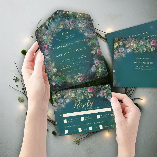 Förändrad Forest Ro Arch Fairytale Bröllop (enchanted forest all in one wedding invitation magical fairy tale woodland roses gold emerald green)