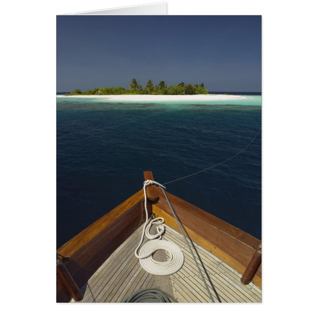 Förankrade båtar på närliggande ö hälsningskort (Framsidan)