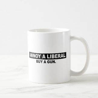FÖRARGA ETT LIBERAL PERSONKÖP ETT VAPEN KAFFEMUGG