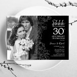 Förbluffande 30-årsdag med Photo Black White Inbjudningar<br><div class="desc">Överraskad 30-årsdag med inbjudan till fotovit Blommigt. Modern design med botaniska konturaccenter för teckning och typsnitt för typgrafiska skript. Enkel perfekt för inbjudan-kort för trendig för en snyggt-bröllop-årsdag i firande. Kan anpassas så att de återspeglar alla år av giftermål. Skrivna Zazzle-inbjudningar eller digital utskrivbar mall för omedelbar nedladdning.</div>