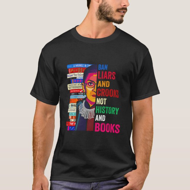Förbud mot krig och krockar, inte historia och Bok T Shirt (Framsida)