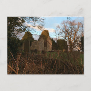 Fördärvad kyrka vid Sunset Vykort