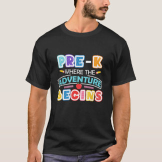 Före K där Äventyr börjar Back to school T Shirt