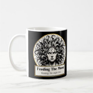 Före kaffe: Grumpy Muse Chronicles Kaffemugg