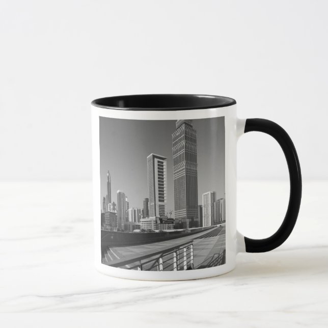 Förenade Arabemiraten, Dubai, Dubai City. Mugg (Höger)