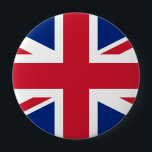 Förenade kungariket knapp<br><div class="desc">Flagga i Förenade kungariket. Helt anpassade. Användorna i Förenade kungariket Underbara Storbritannien och Nordirland är som sitt nationella flagga den banderoll som går under namnet Union Flagga eller Union Jack, när han flyger till havs. Den nuvarande utformningen av unionen Flagga data från Irland och Underbara Storbritannien 1801. Den består av...</div>