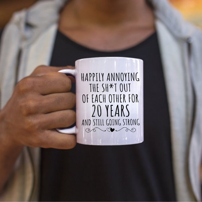 Förenade kungarikets 20-årsjubileum, 20-årsdagen B Mugg (Skapare uppladdad)