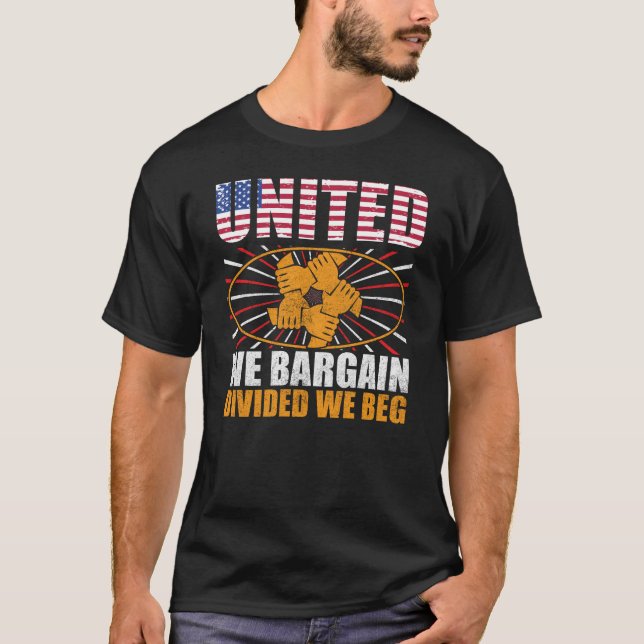 Förenade Vi delar upp oss kring arbetsdagen i Lyck T Shirt (Framsida)