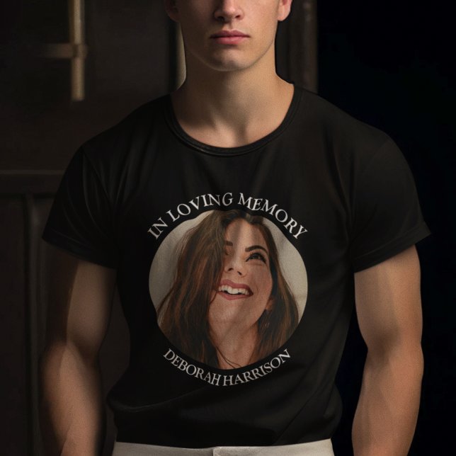 Förenklat minnesfel - fo Namn T-Shirt (Skapare uppladdad)