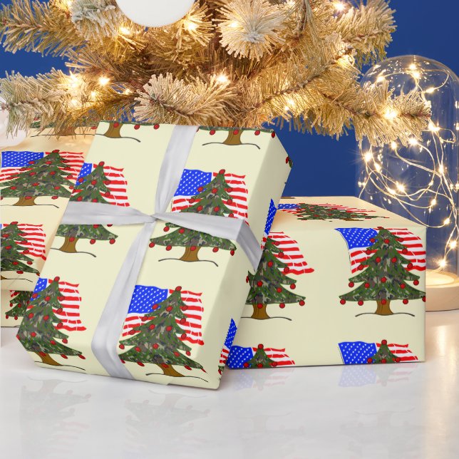 Forest Camouflage Christmas Tree w/American Flag Presentpapper (Helgdagar)