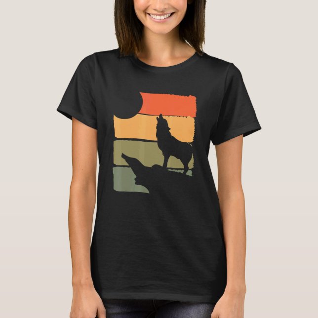 Forest Predator Howling Varg Animal Retro Varg T Shirt (Framsida)