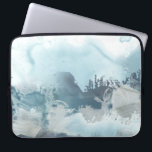 Forest Sea Laptop Fodral<br><div class="desc">Forest Sea II senast i juni Erica Vess. Denna konstruktion framkallar en avslappnande havsliknande atmosfär med en mängd olika former och blåtoner.</div>