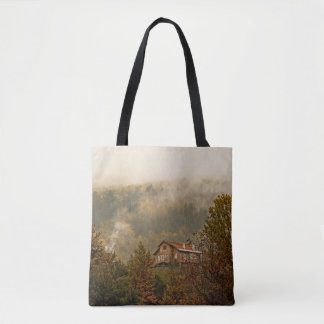 Forest Wooden House: Tranquil Scene Tygkasse