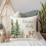 Forest Woodland Animals Äventyr Awaits Kudde<br><div class="desc">Införandet av våra skogsdjur äventyr väntar på dekorativ kudde - perfekt för ett sött och vismiskt firande! Det är underbart för en gender-neutralt-dusch. Den här bohemiska designen är en ljuv och enkel scen med sitt naturliga landskap grönt träd och klassisk uggla och klassiska fåglar. Idealisk för att ha välkomnat en...</div>