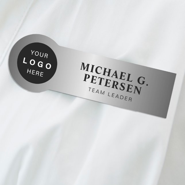 Företagets logotyp falskt silveranställd namnbricka (Skapare uppladdad)