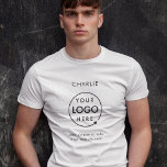 Företagets Logotyp Personal Namn Company Branded T Shirt<br><div class="desc">En enkel affärsmall för anpassningsbar i ett modernt minimalistiskt stil som enkelt kan uppdateras med företagets logotyp och personal namn och företagsinformation. Om du behöver hjälp med att anpassa den här produkten kontaktar du mig med hjälp av meddelandeknappen nedan så kommer jag att vara lycklig för att hjälpa till.</div>