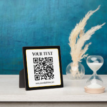 Företags QR-kod med text högst upp och längst ned,