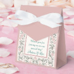 Forever Begins Today Presentaskar<br><div class="desc">Forever Begins Today Favor Boxes feature a romantic floral design,  perfect for elegant weddings,  bridal showers,  and timeless celebration favors.</div>