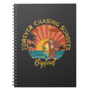 Forever Chasing Sunset Bigfoot Surfing Black Anteckningsbok