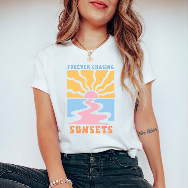 Forever Chasing Sunset Retro T Shirt (Skapare uppladdad)