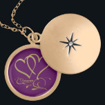 Forever Hearts Guld, redigerbar bakgrund färg Berlockhalsband<br><div class="desc">Anpassa med namn,  data och färg.</div>
