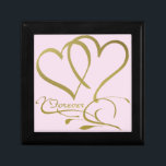 Forever Hearts Guld, redigerbar bakgrund färg Smyckeskrin<br><div class="desc">Anpassa med namn,  data och färg.</div>