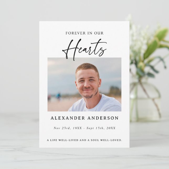 Forever in Our Hearts Black White Funeral Tack Kort (Stående Fram)