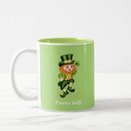 Forever Lucky Grönt Gnome & Monogram på Lime Green Två-Tonad Mugg