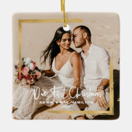 Förgylld ram runt vår första jul Mr & Mrs foto Julgransprydnad Keramik