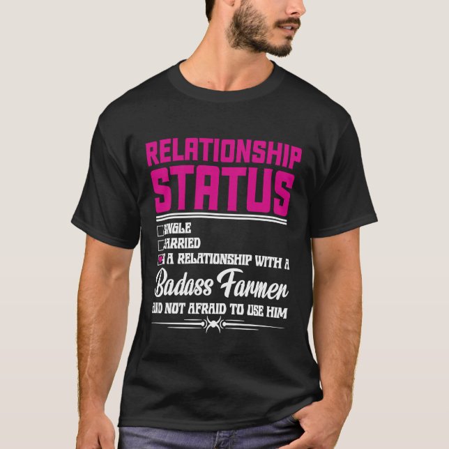 Förhållande med en bondes fru flickvän 1 t shirt (Framsida)