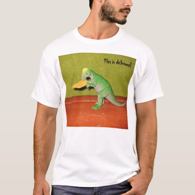 Förhistorisk Dinosaur som äter skjortan för T Shirt (Framsida)