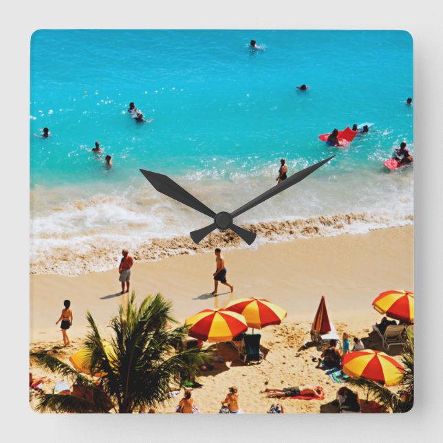 Förhöjd vy av Waikiki Beach Scene, Honolulu Fyrkantig Klocka (Framsida)