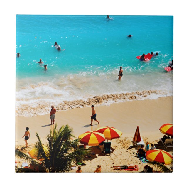 Förhöjd vy över Waikiki Beach Scene, Honolulu Kakelplatta (Framsidan)